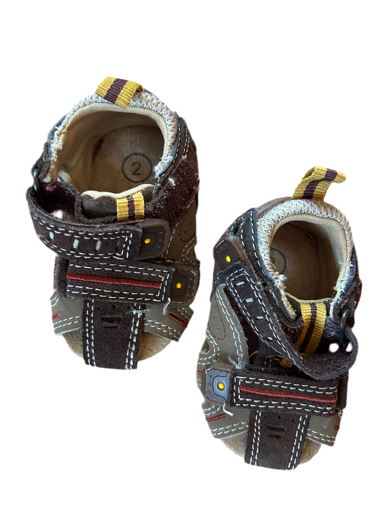 Boys sandles size 2
