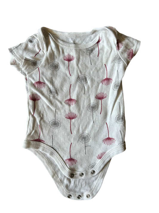 Girl onesie (0-3M)