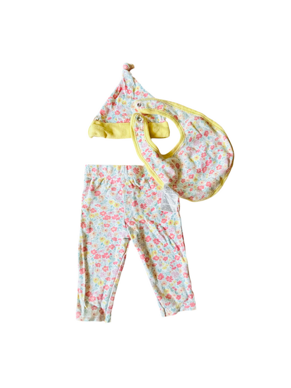 Girls matching 3 piece set (0-3M)